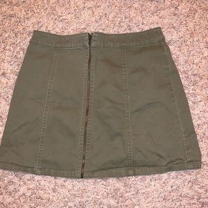 Forever 21 green skirt